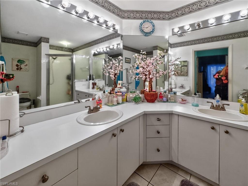 15091 Lakeside View DR 1604 photo 25