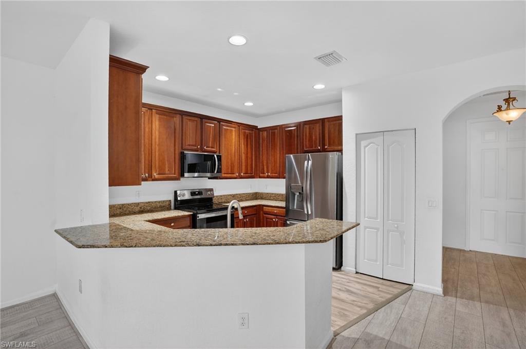 7020 Ambrosia LN 1101 photo 6