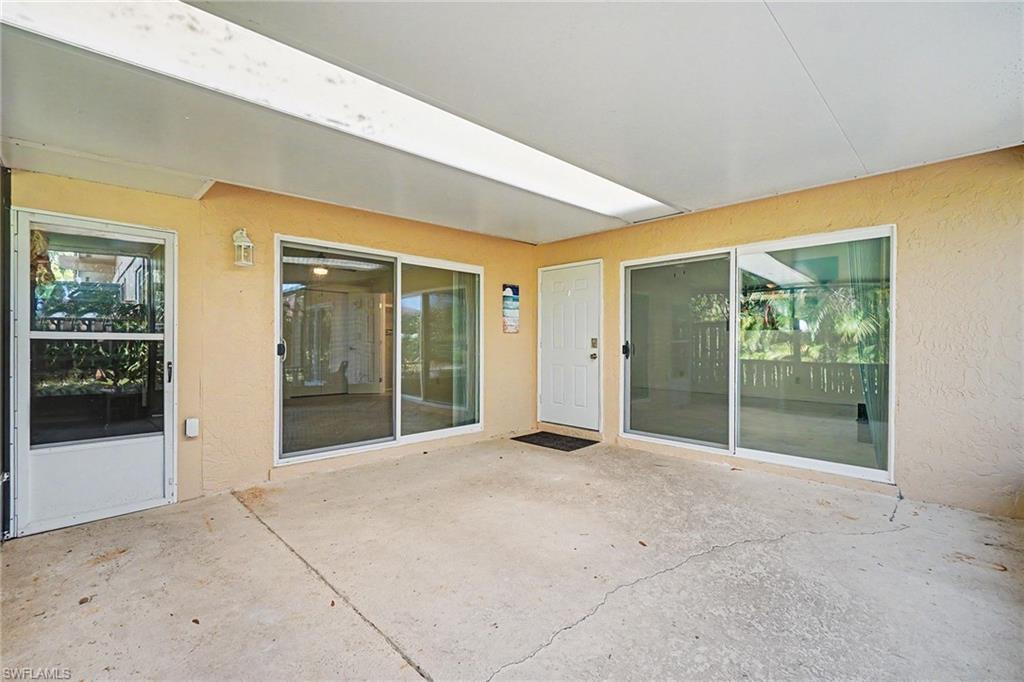 Screened lanai