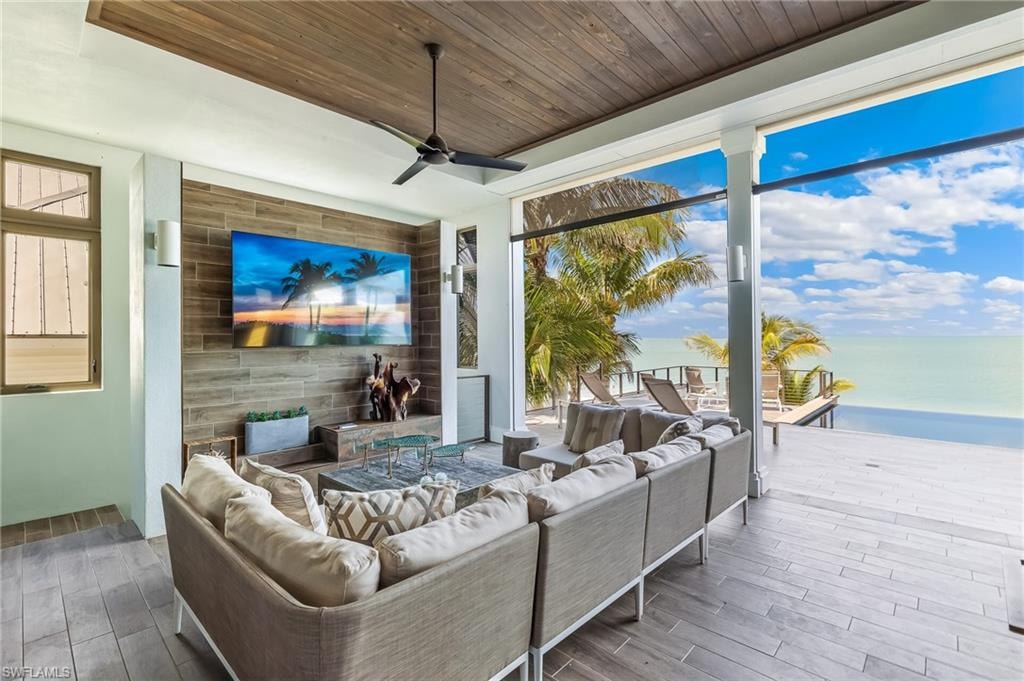 Seating area on lanai
