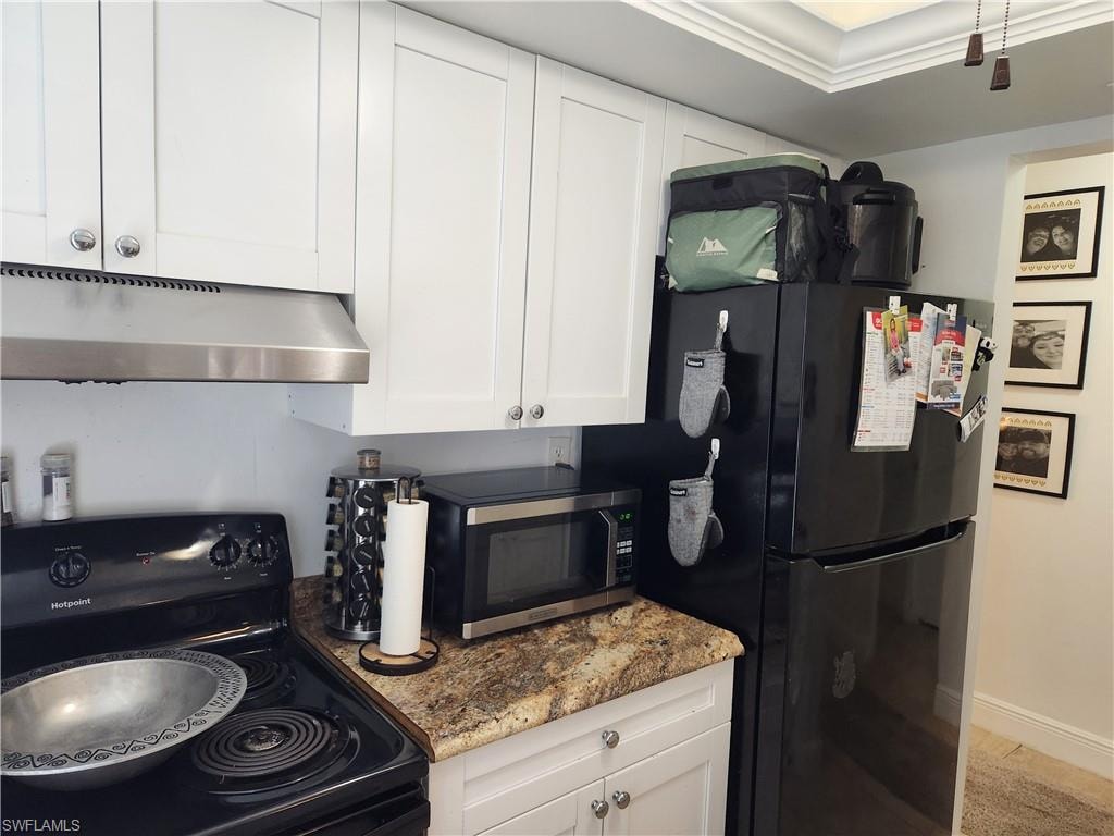 11370 & 11368 Summerwinds CT 70 photo 17