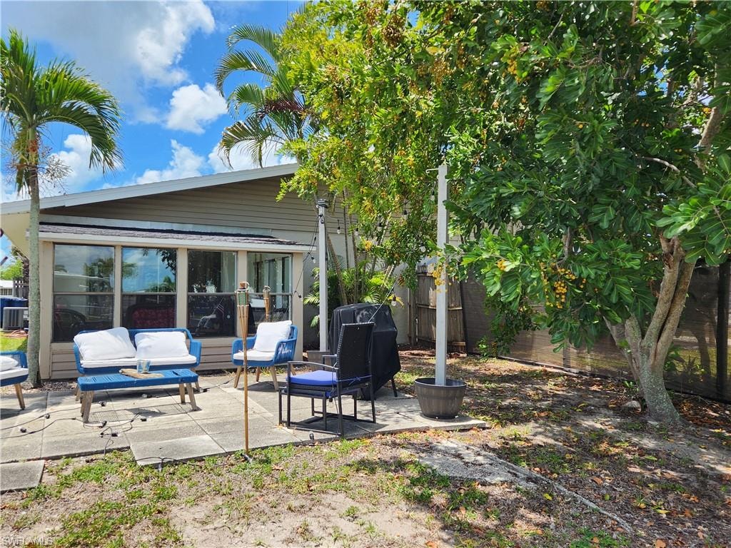 11370 & 11368 Summerwinds CT 70 photo 26