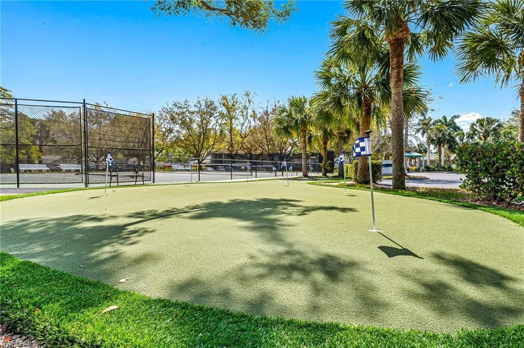 Community Putting Green