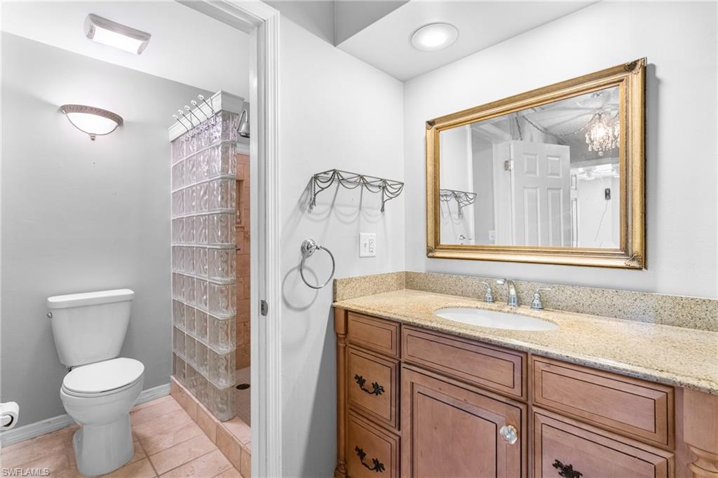 2366 E Mall DR 516 photo 14