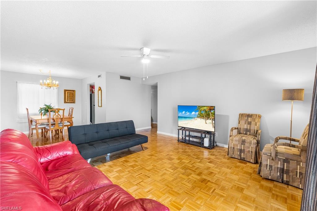 2366 E Mall DR 516 photo 8