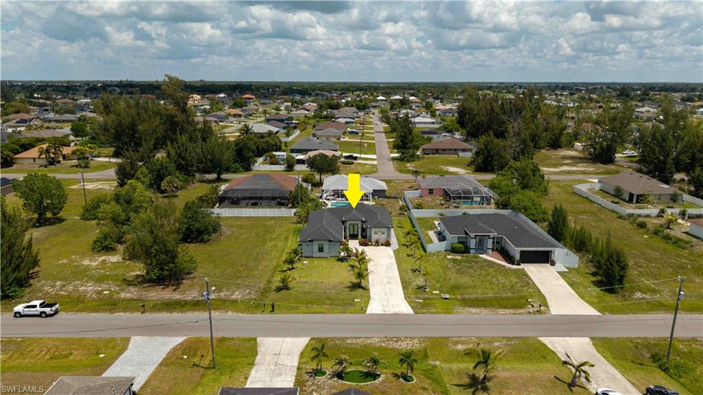 Enjoy nearby MATLACHA, PINE ISLAND, CAPE HARBOUR, fishing, kayaking, boating, waterfront restaurants, local festivals & breathtaking SUNSET experiences!