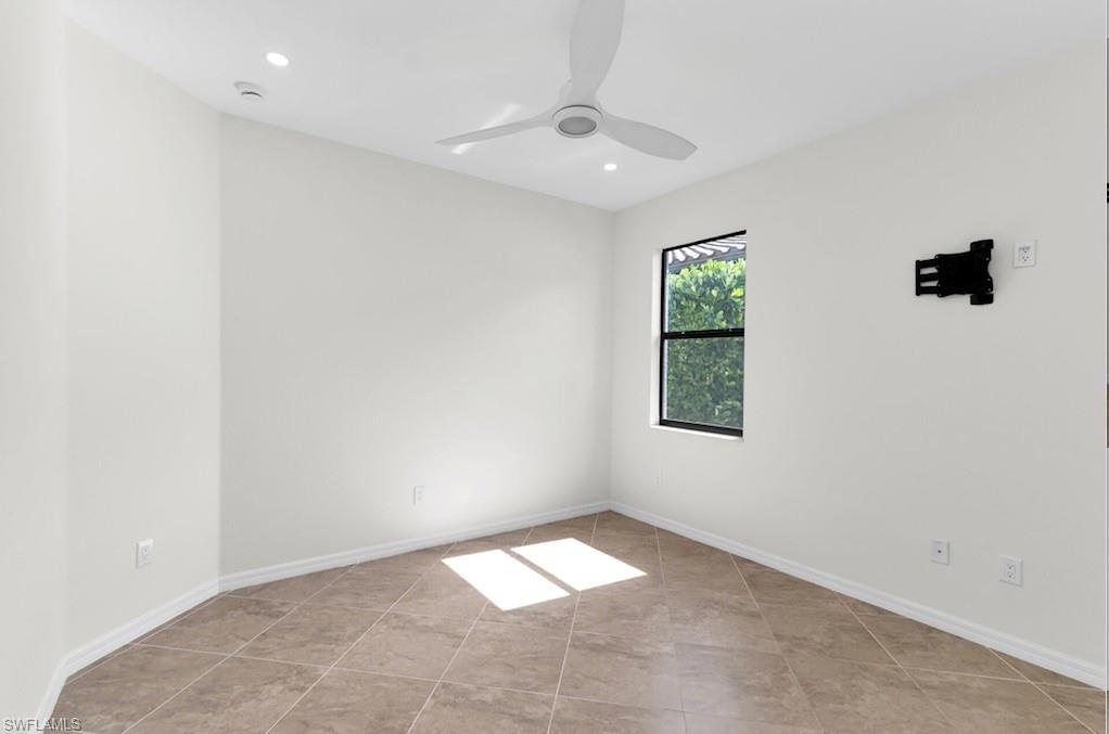 9357 Glenforest DR photo 31