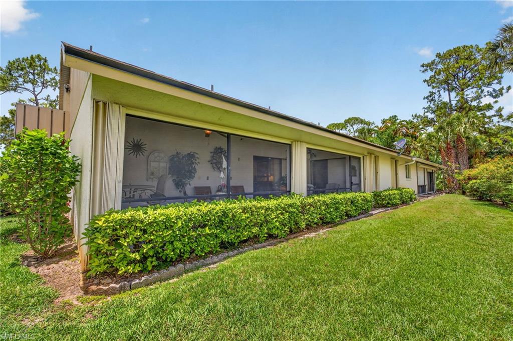 6072 Huntington Woods DR 17 photo 22