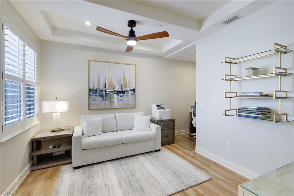 588 Avellino Isles CIR 20101 photo 22