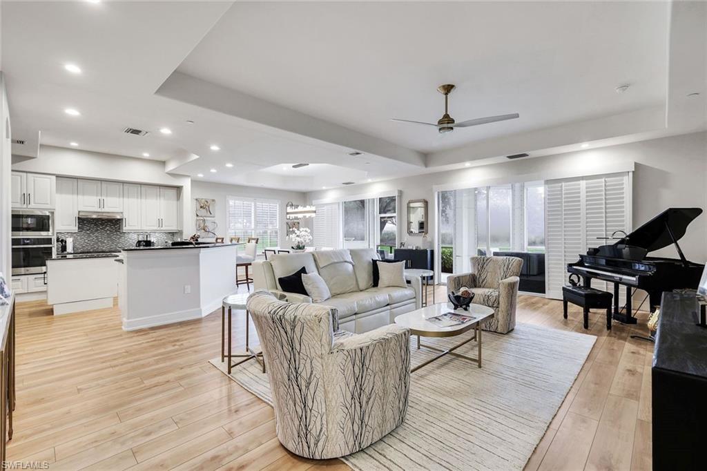 588 Avellino Isles CIR 20101 photo 6