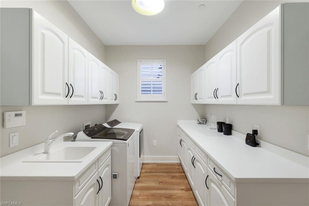 588 Avellino Isles CIR 20101 photo 25