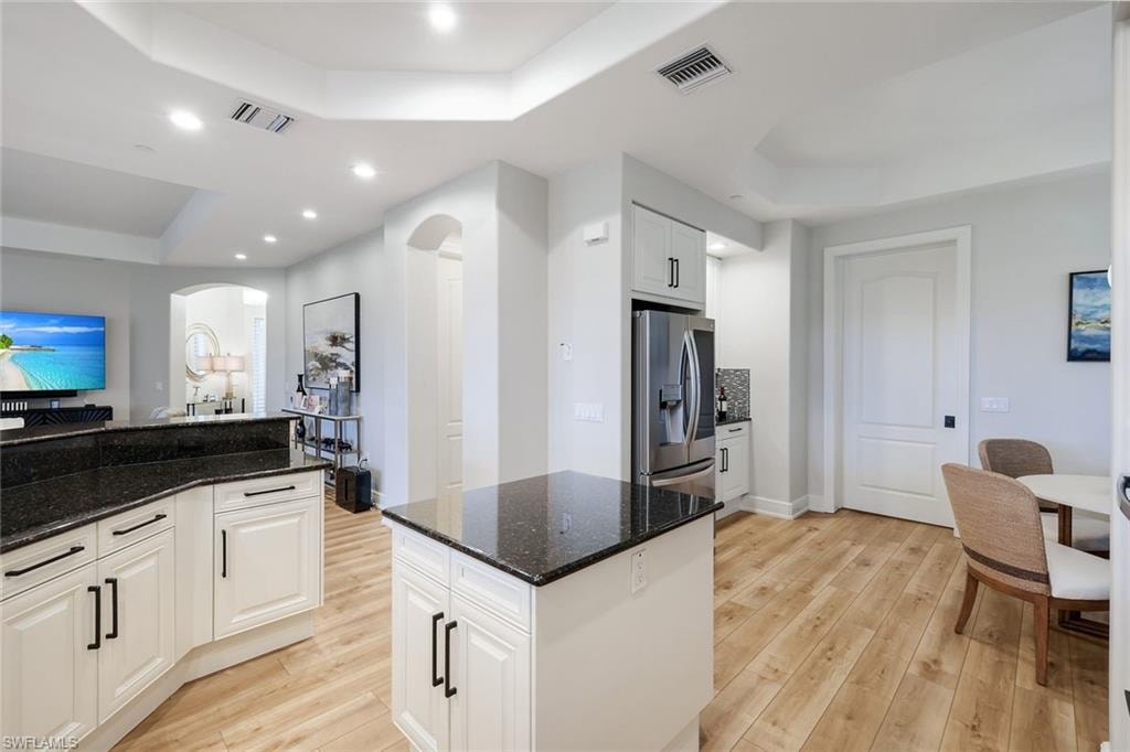588 Avellino Isles CIR 20101 photo 10
