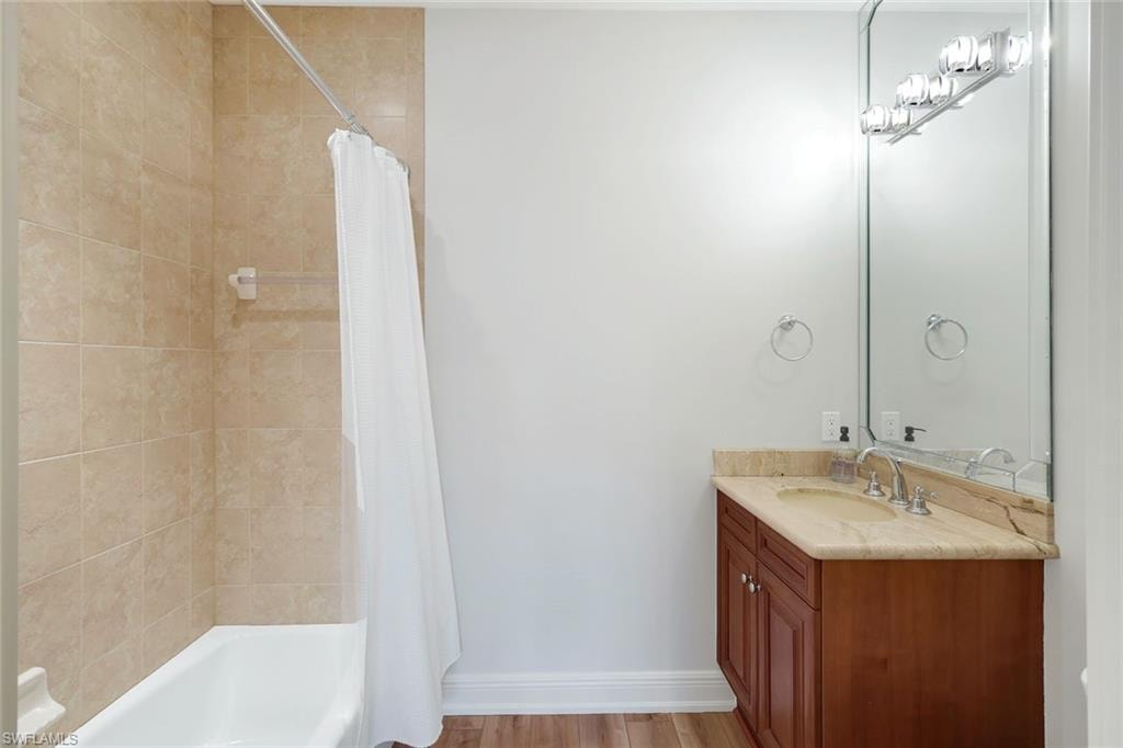 588 Avellino Isles CIR 20101 photo 24
