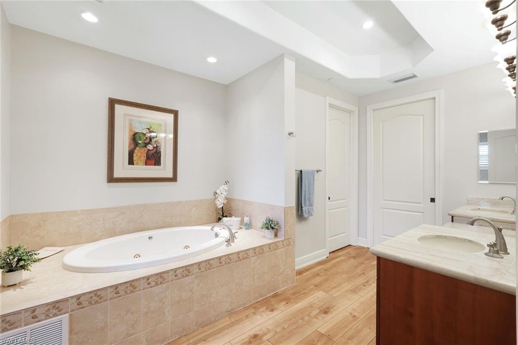 588 Avellino Isles CIR 20101 photo 20