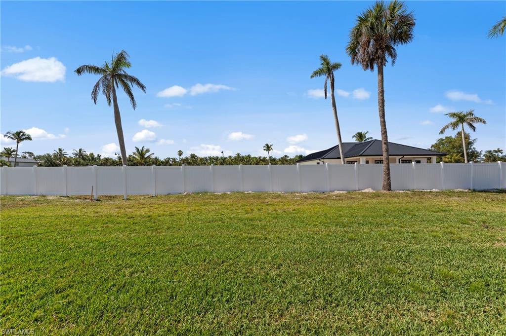 12337 Sweet Kiwi LN photo 36