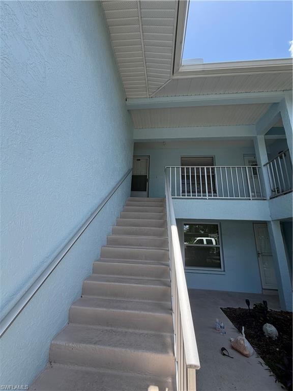 1100 Pondella RD 911
