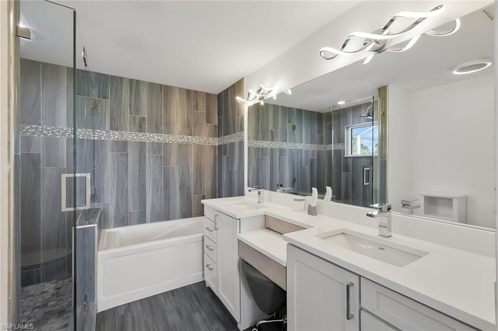 upper level primary bathroom