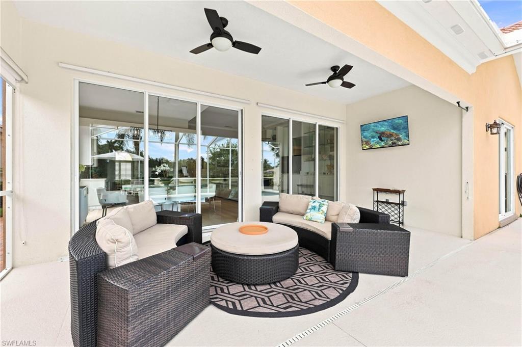 Fiully covered Lanai