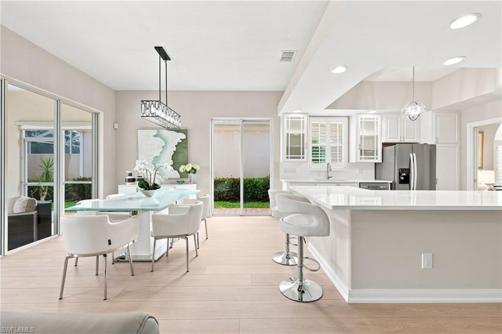 Dining area right next to the Kitchen