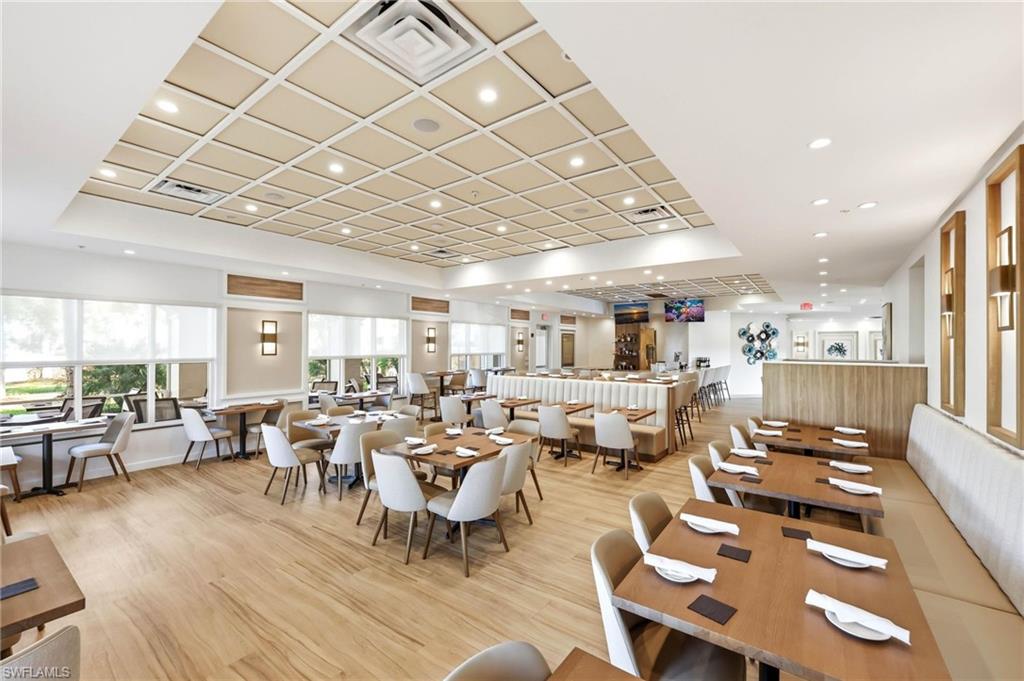 New Bar & Restaurant in the Towncenter