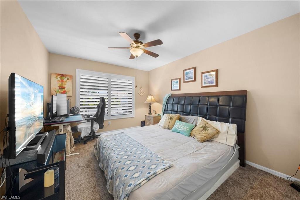 4622 12th PL 124 photo 39