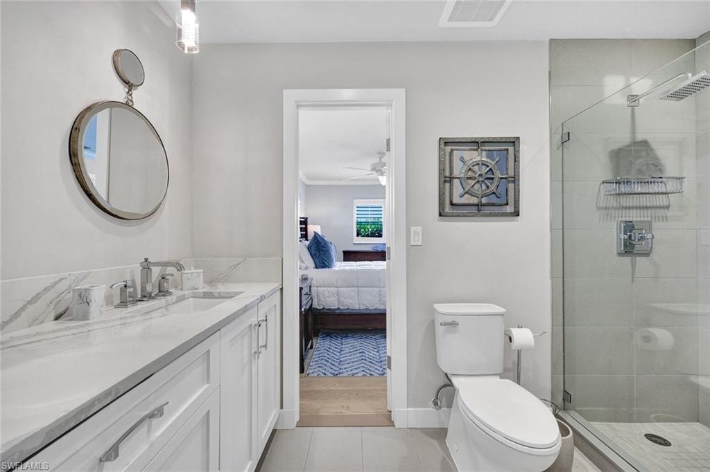 Bath between bedroom 3 and 4
