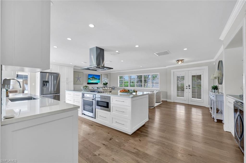 2140 Shad CT photo 18