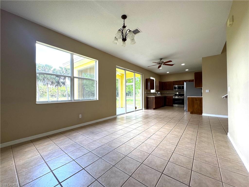 117 Shadow Lakes DR photo 16