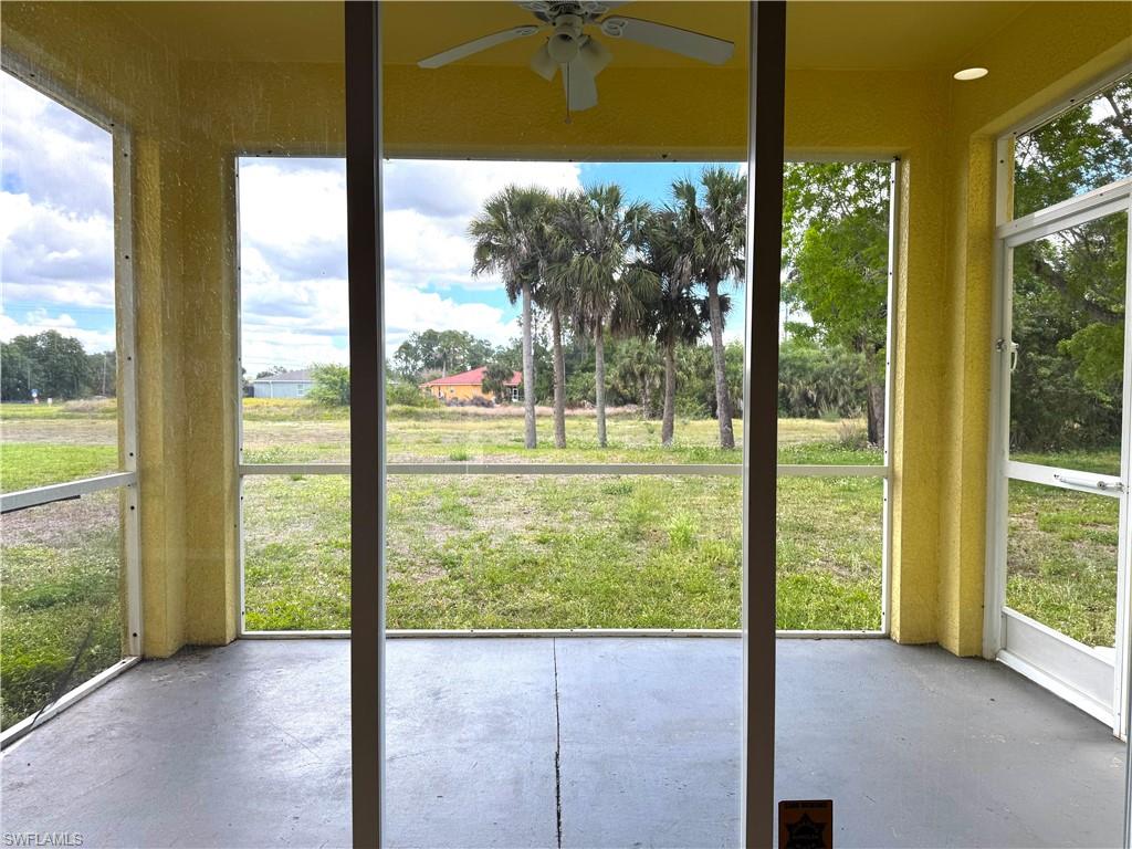 117 Shadow Lakes DR photo 21