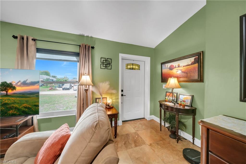 8434 Butternut RD photo 6