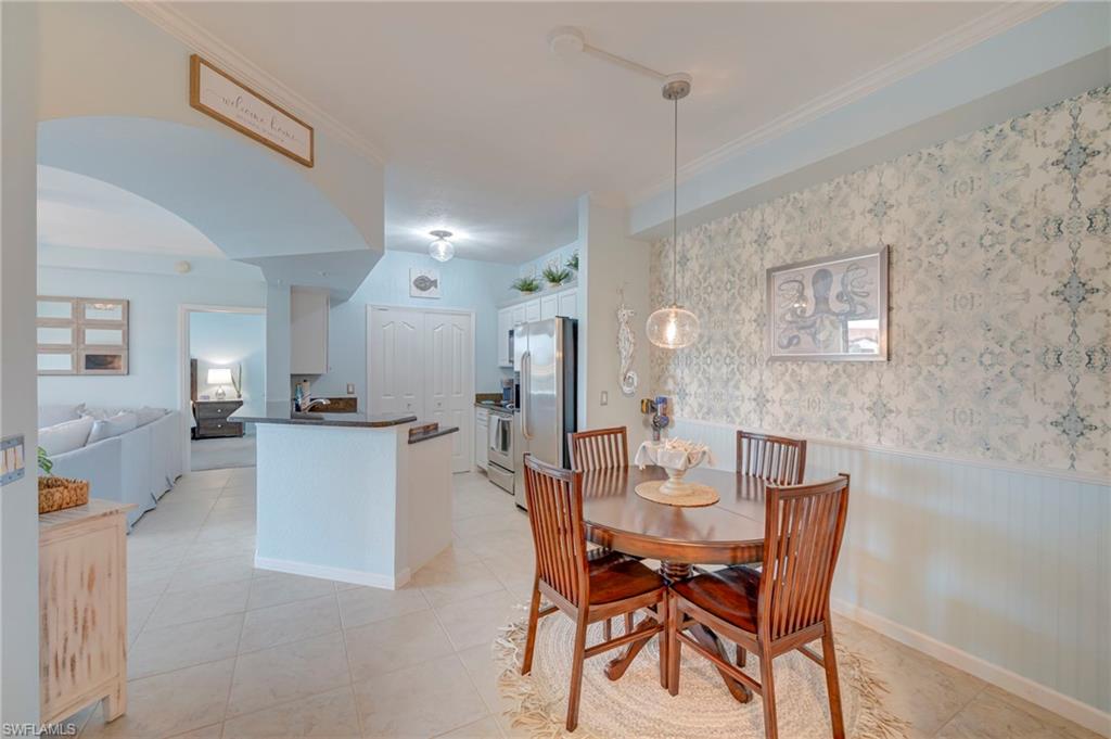 12940 Positano CIR 304 photo 8