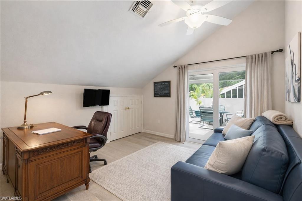 2nd floor loft/office