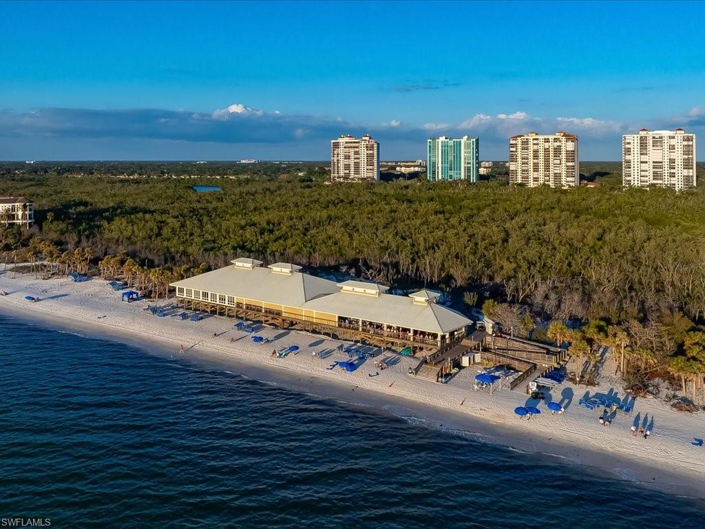 Pelican Bay Amenities