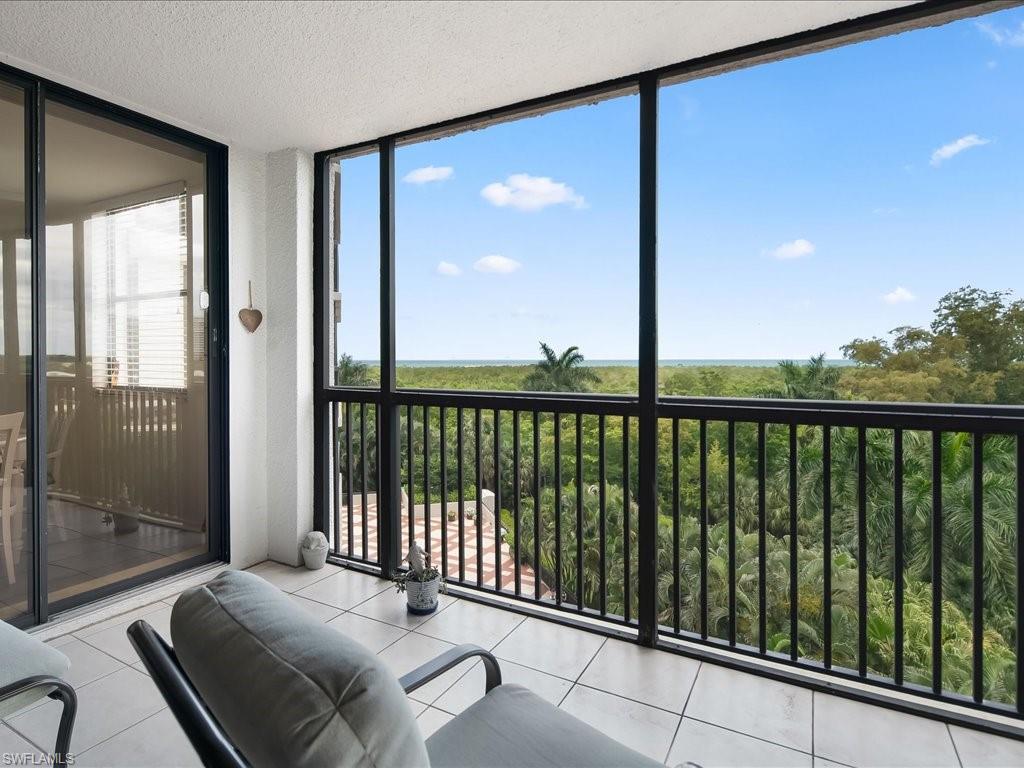 6075 Pelican Bay BLVD 506 photo 12