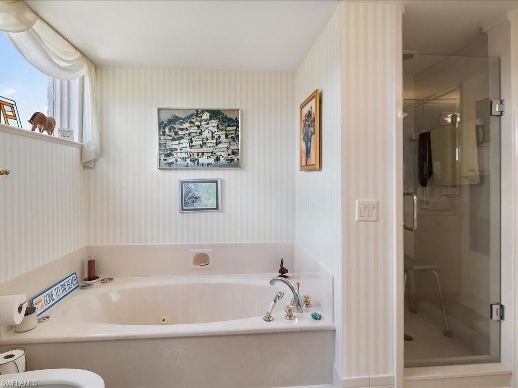6075 Pelican Bay BLVD 506 photo 18
