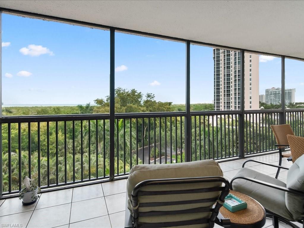 6075 Pelican Bay BLVD 506 photo 11