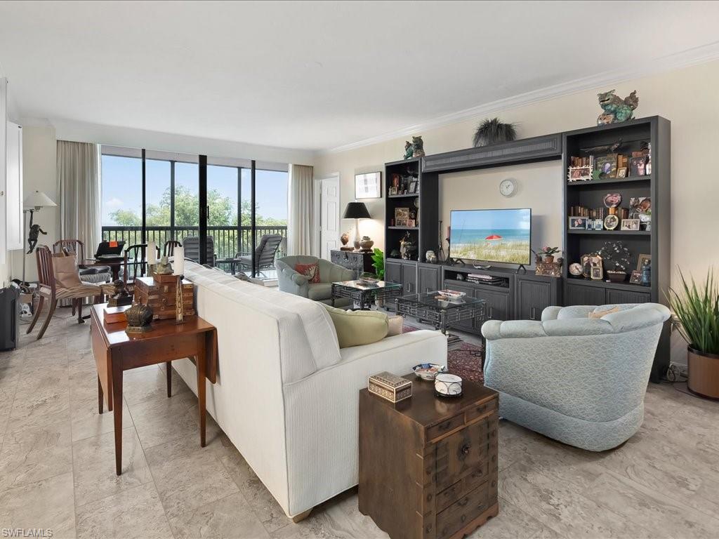 6075 Pelican Bay BLVD 506
