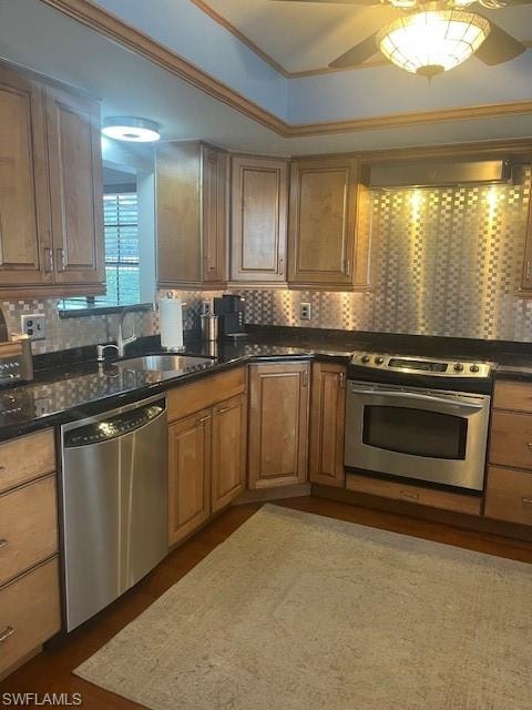 840 Meadowland DR J