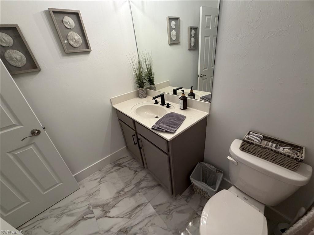 10842 Alvara WAY photo 36