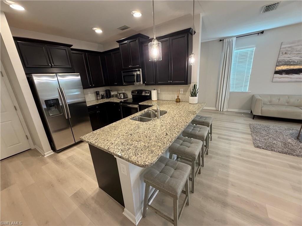 10842 Alvara WAY photo 18