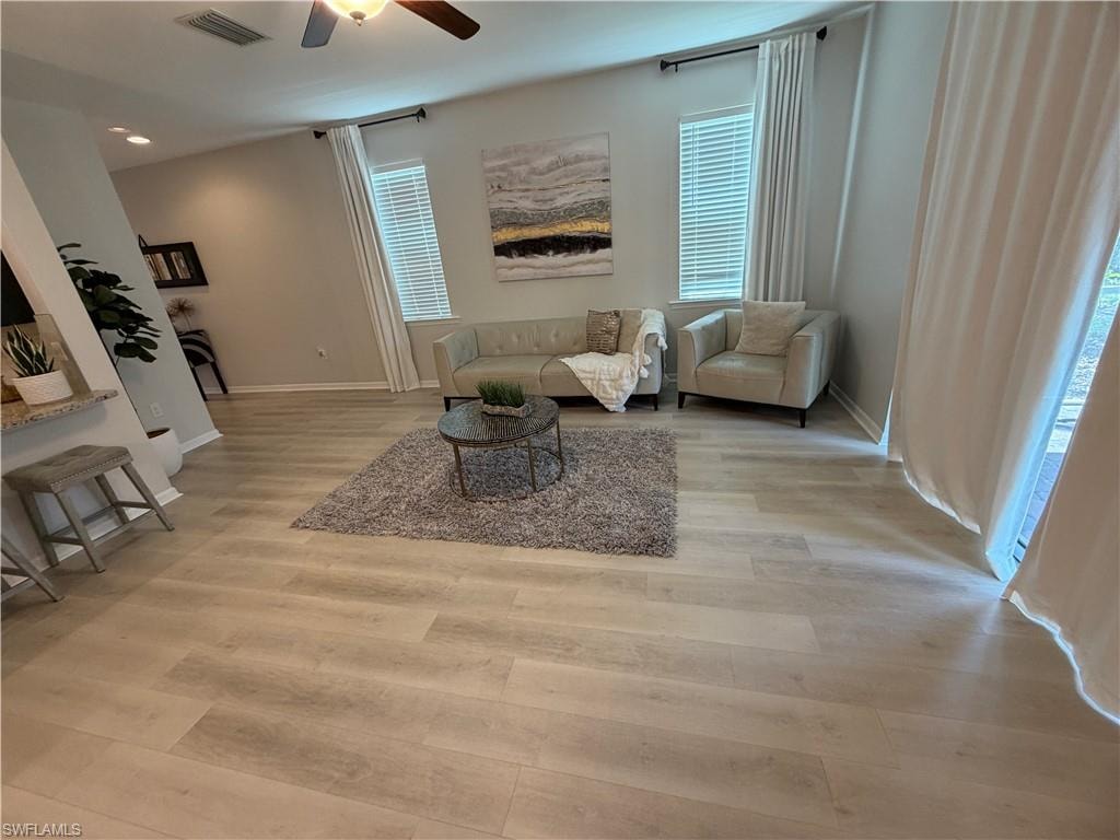 10842 Alvara WAY photo 15