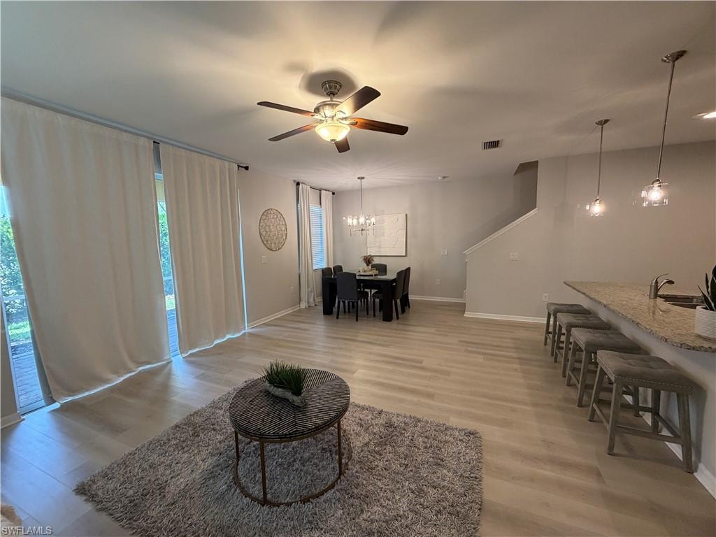 10842 Alvara WAY photo 8
