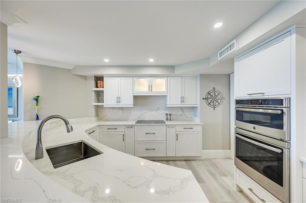 1275 GULF SHORE BLVD N 601 & 602 photo 9