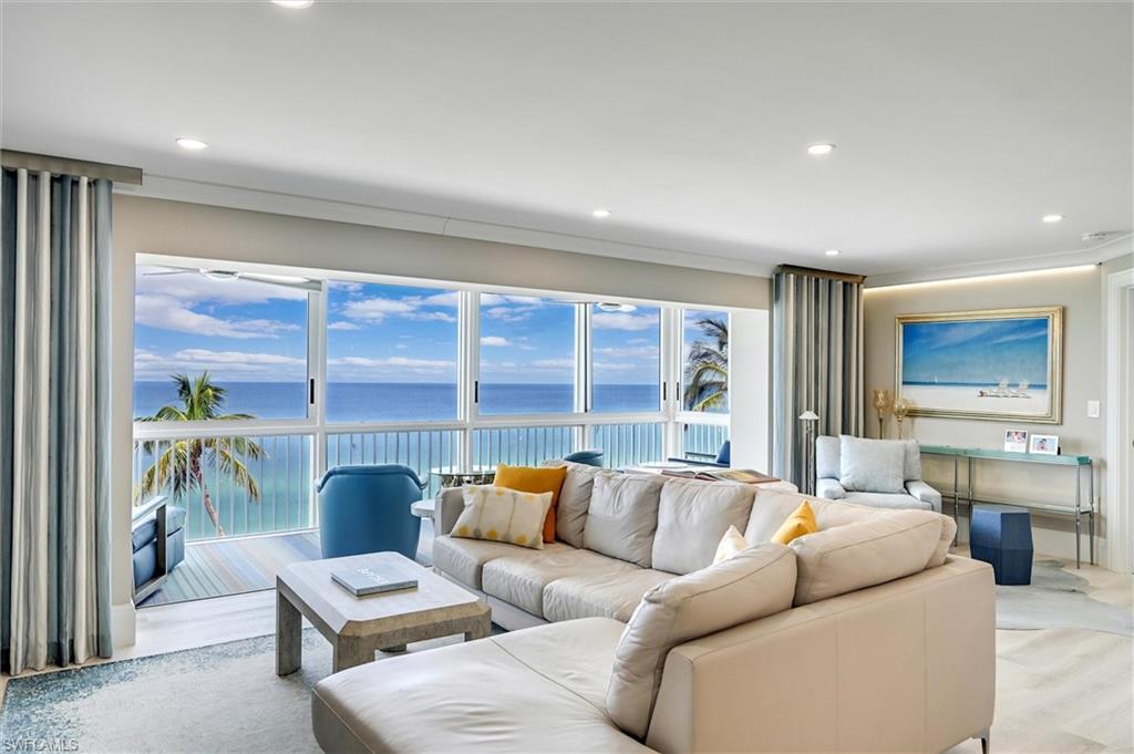 1275 GULF SHORE BLVD N 601 & 602