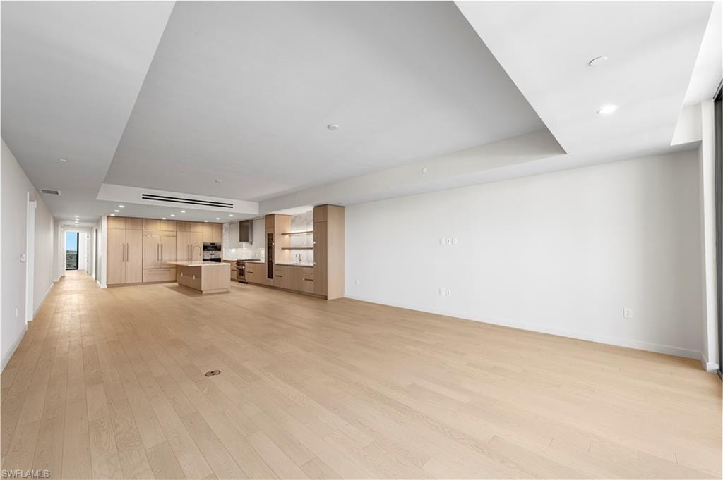 5100 Seagrass BLVD 503 photo 12