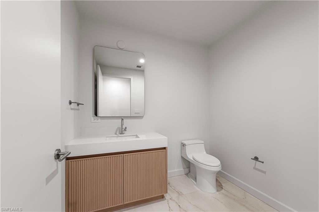 Powder Room - Entry Hallway