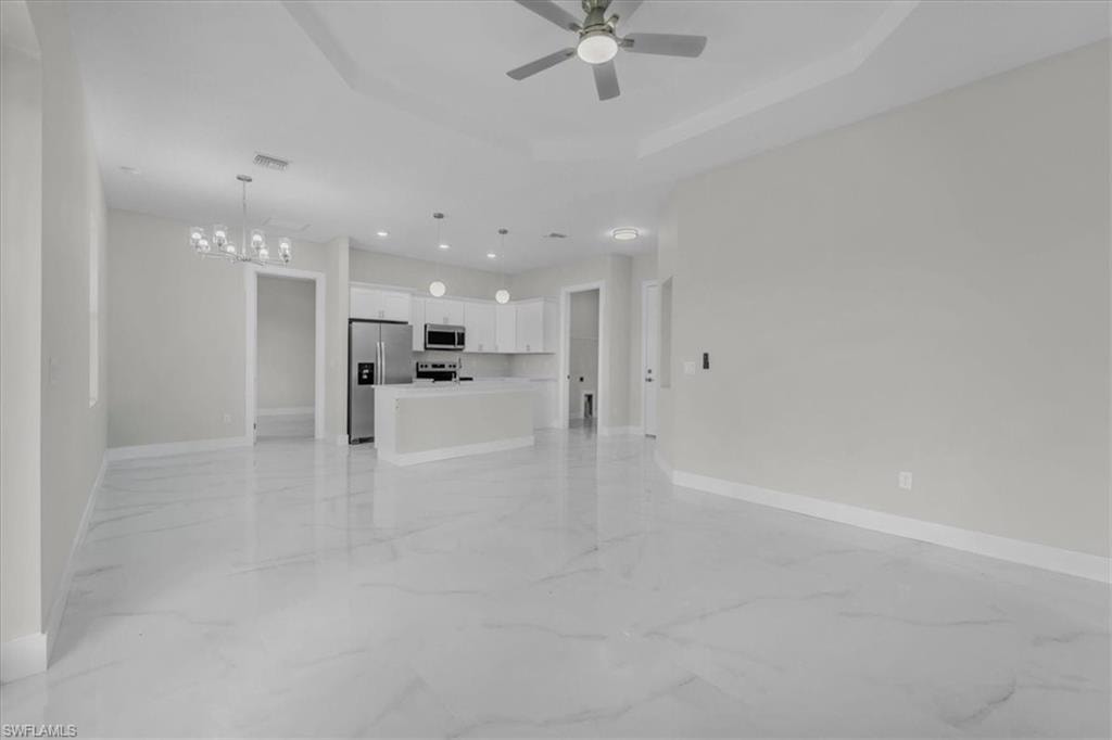1911 Richmond AVE N photo 13