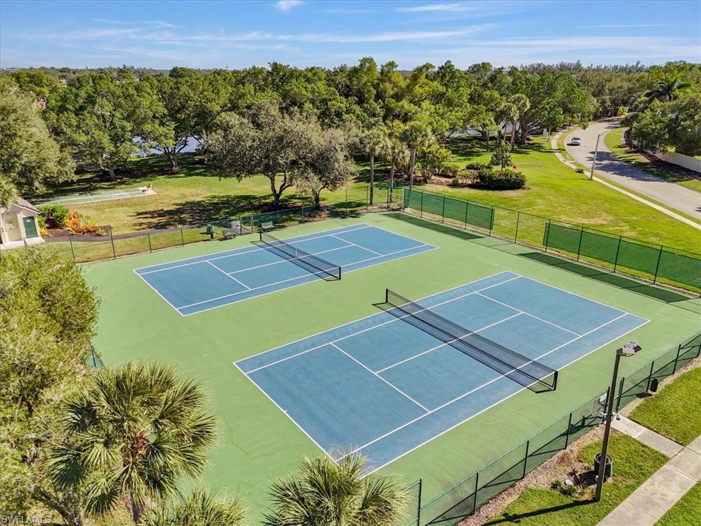 Tennis and pickleball courts