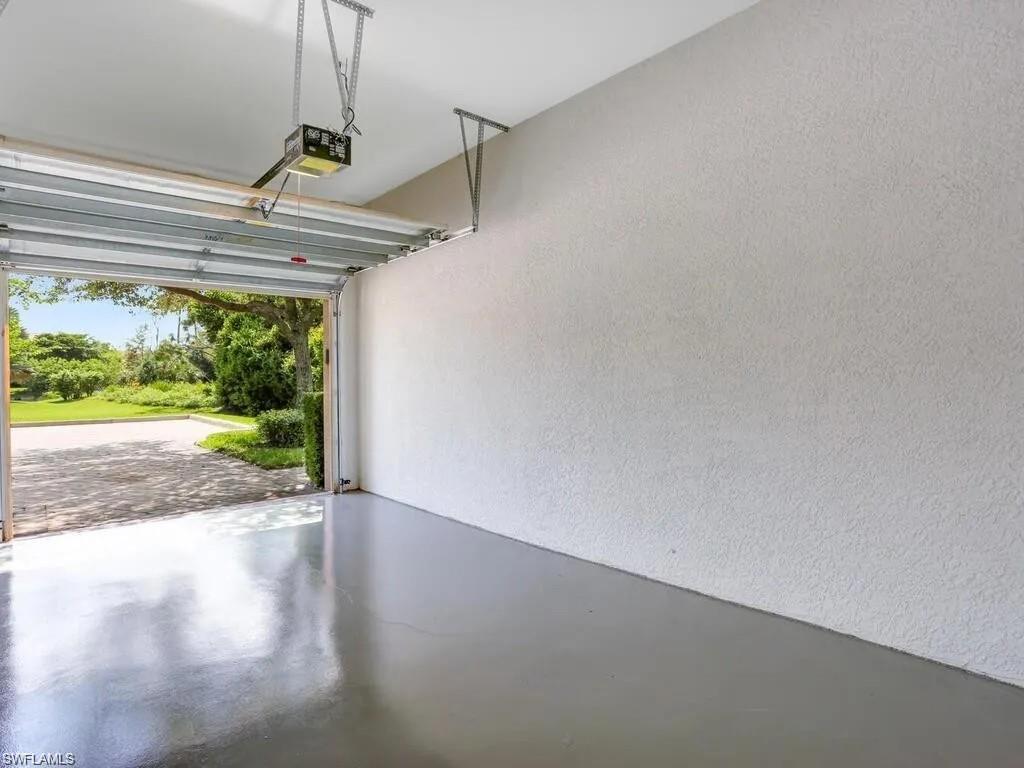6345 Lexington Court 201 photo 26