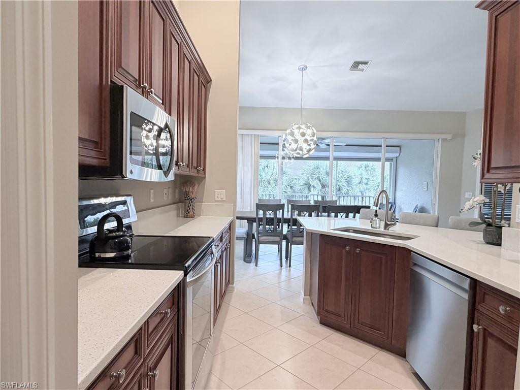 6345 Lexington Court 201 photo 9
